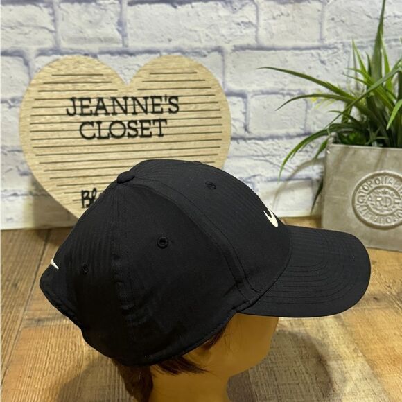 Nike Golf Hat Embroidered Swoosh Cap Black White Athletic Lightweight O/S 518707 - Picture 3 of 11